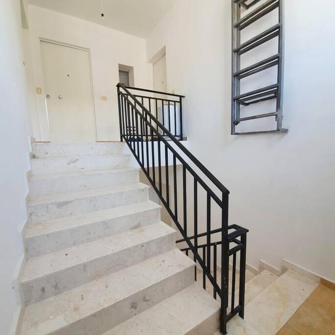 New - Super Sea View N' Easy Access Apartment Himare
