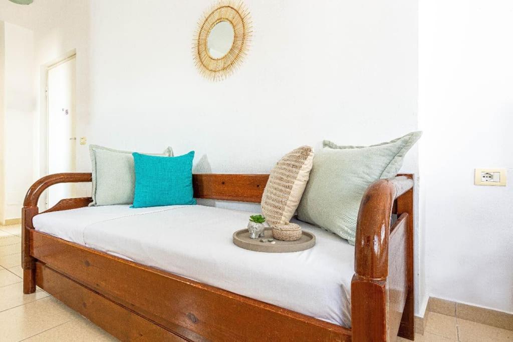 New - Super Sea View N' Easy Access